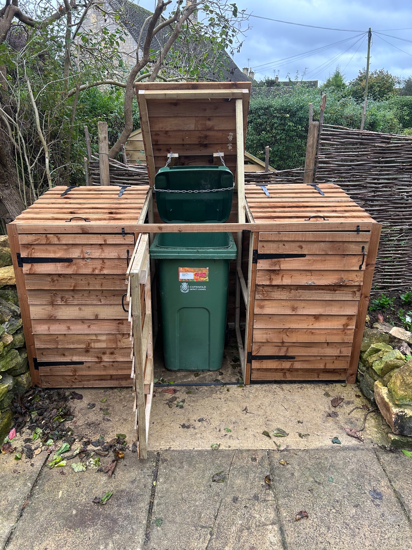 Double wheelie bin and 4 recycling box storage / triple bin