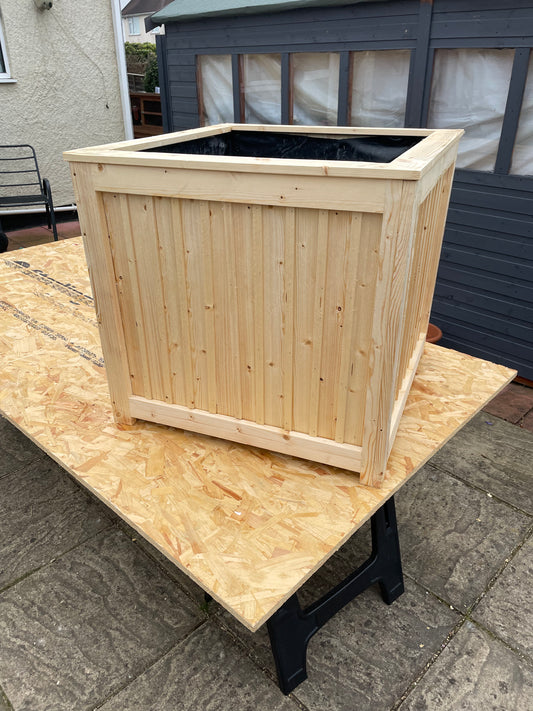 60cm wooden planter